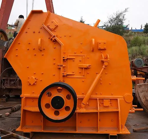 Benutzte hochwertige Steinprallmühle PF1315 mit guter Zustand für das Bergbau/Bau/Metallurgie/Zement