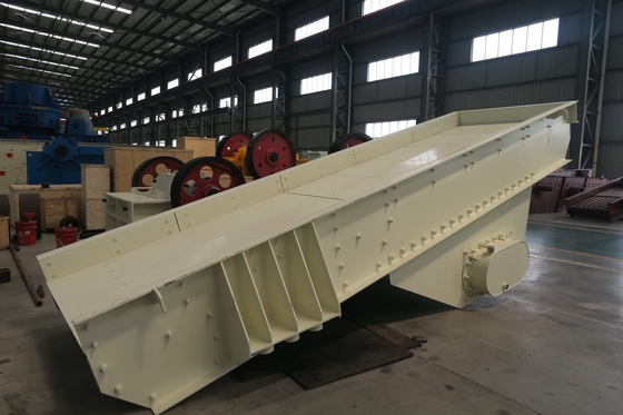 580mm vibrierendes Modell Large Capacity, vibrierender Schirm-Zufuhr der Trichter-Zufuhr-Maschinen-ZSW1149