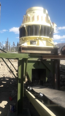 Symons 3FT Fütterungsgröße der Kegelbrecher-Maschinen-160Kw PSGB 1324 241mm