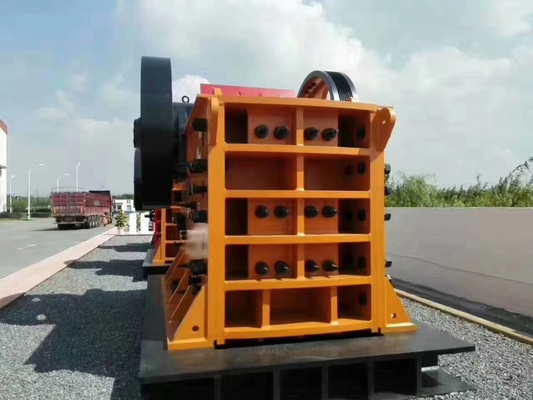 Bergbausteinbrecher-Anlage der granit-Backenbrecher-Maschinen-PE900*1200 100 TPH