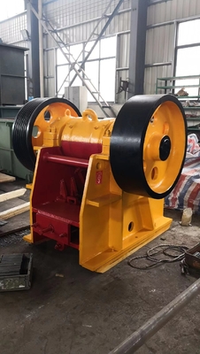 kleiner Felsen des harten Granit-55Kw, der gelbes weißes der Maschinen-PE500*750 zerquetscht