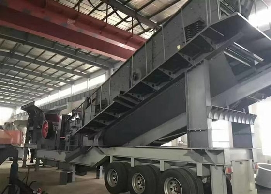 Komplette Siebung von 230 t/h und die Zerquetschung des Ausrüstungs-Eisenerzes 750×1060 spürten Prallmühle auf