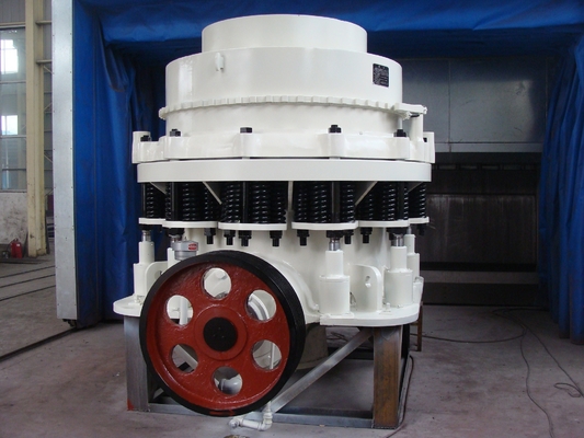 480 TPH-Frühlings-Kegelbrecher-Maschine Mn13Cr2 PYB 600 Zerquetschungsund Bergwerksausrüstung