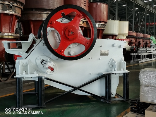 100Kw, das Backenbrecher C106 der Fräsmaschine-8474209000 im Steinbruch und im Bergbau zerquetscht