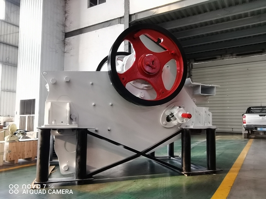 Pev-C Serie Backenbrecher, gewinnend, Ausrüstung mit v-Art Hohlraum aussortierend