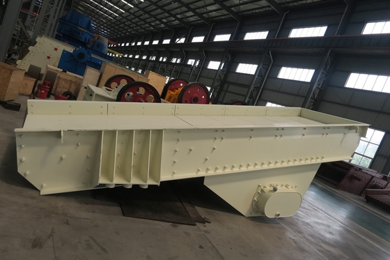 580mm vibrierendes Modell Large Capacity, vibrierender Schirm-Zufuhr der Trichter-Zufuhr-Maschinen-ZSW1149