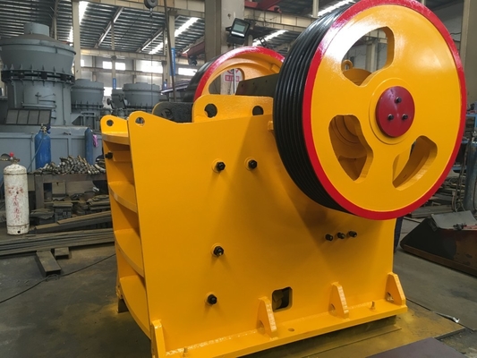 Mobile der Kies-Steinbackenbrecher-Maschinen-Exzenterwelle-55Kw PE500 x 750