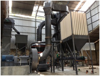 Raymond Powder Grinding Mill 1 - 50 TPH-Kalzit für das Reiben 200 Mesh Silica Sand