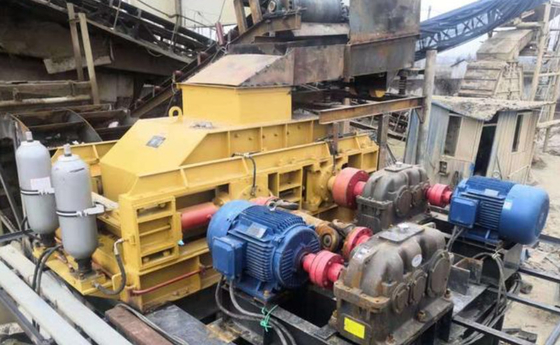 Pulver-Sand-Kern des Quarz-2PG0425, der Maschine 45kw für mittlere Härte-Materialien herstellt
