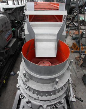 Kohlen-Zerquetschung PEW760 130.2Kw und Siebanlage-tragbares Backenbrecher-Mobile